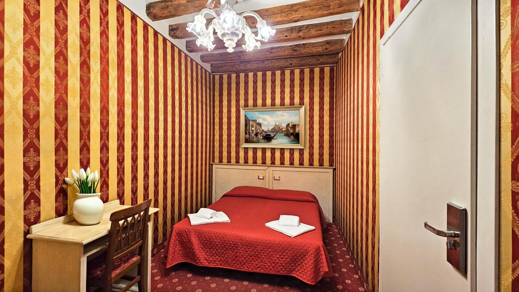 Ca' Messner 5 Leoni Hotel Venice Exterior photo